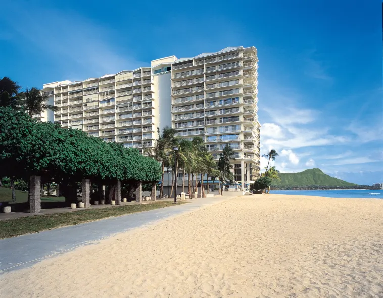 Waikiki Shore by OUTRIGGER