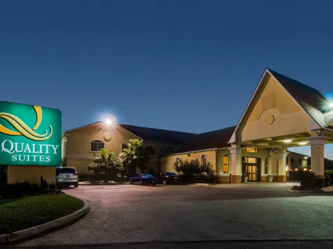 CasaBlanca Inn & Suites Houston - Spring