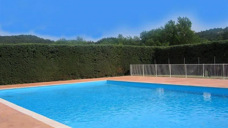 阿多尼斯迪涅萊班高爾夫度假村