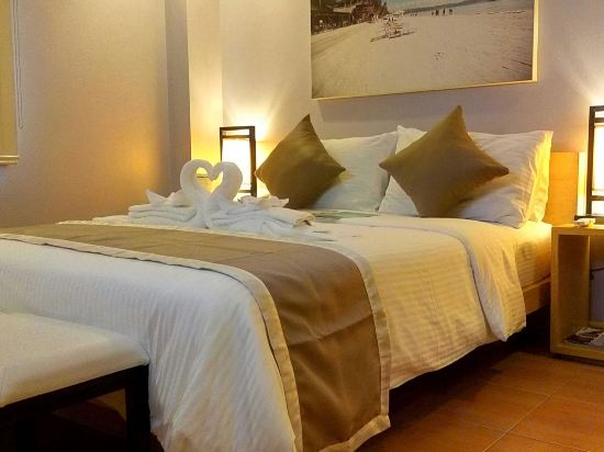 Shore Time Hotel Room Type - Twin Pad Room