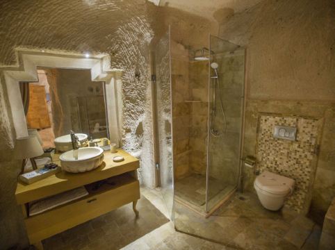Azure Cave Suites - Cappadocia Room Type - Cave Suite