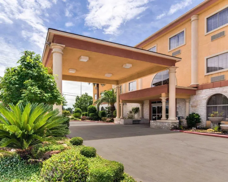 Comfort Suites Kingwood Houston North