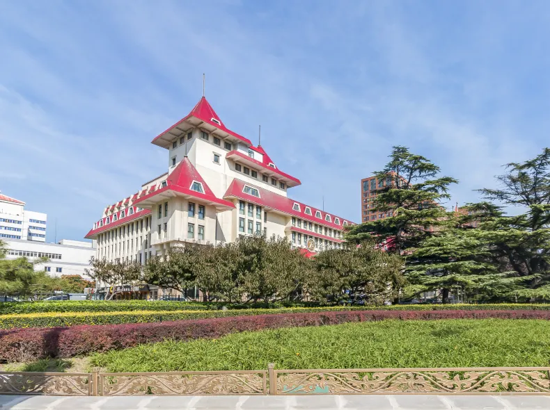 Elong Hotel (Beijing Shijingshan Gucheng Subway Station)