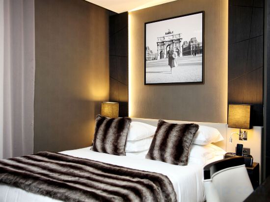 Hôtel Elysées Paris Room Type - Deluxe Double or Twin Room