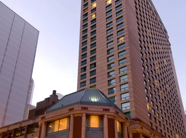 Hilton Chicago Magnificent Mile Suites
