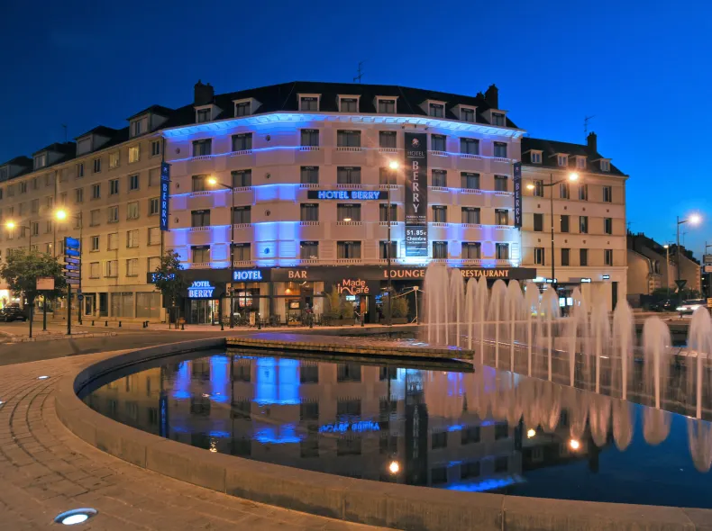 布爾日勒貝里城市原生酒店