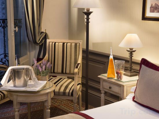 Best Western Premier Trocadero La Tour Room Type - Classic Room