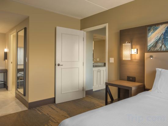 The Westin Lake Las Vegas Resort & Spa - Tap to explore photos