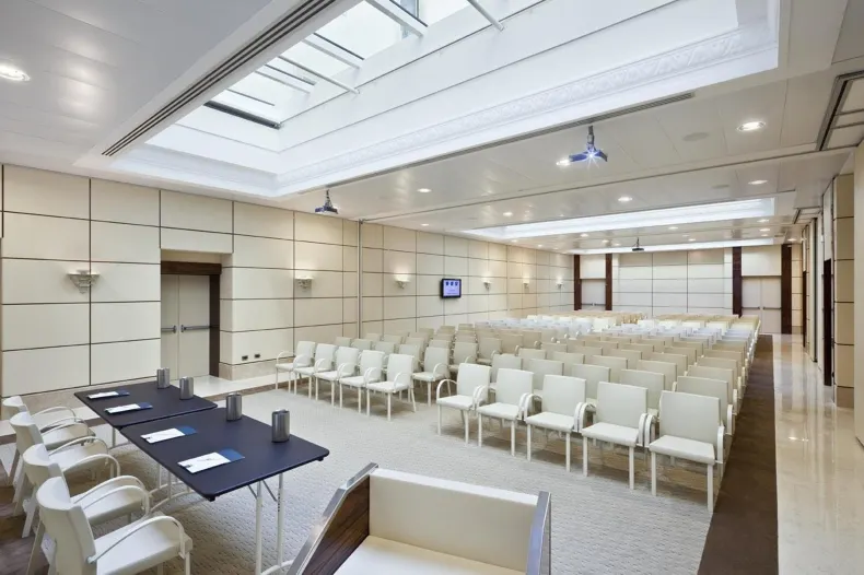 羅馬烏納德科飯店