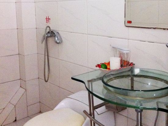 Others 5, Juxin Hostel, Shanghai
