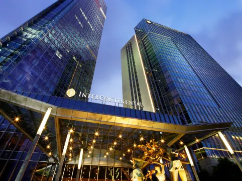 InterContinental Hotels SHANGHAI JING'AN by IHG