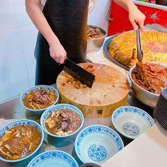 MENKUANGHUTONGBAINIANLUZHU User Photo