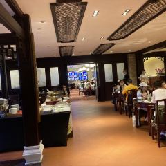 JADE RIVER User Photo