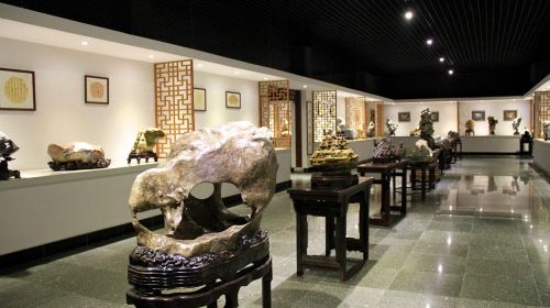 青島自然奇石博物館