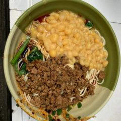 梯坎面 User Photo