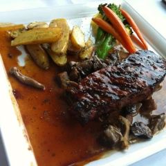 La Ronde Revolving Restaurant User Photo