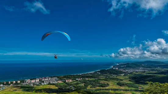 Hongjiaoling International Paragliding Flight Camp