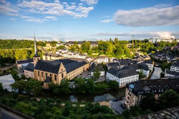 Vé máy bay Luxembourg Basel