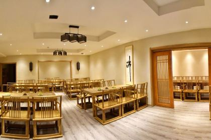 一盏明灯禅心居餐厅