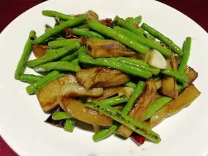 经律论国际酒店梵华阁餐厅