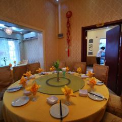 Moon River Chinese Sea Food Restaurant User Photo