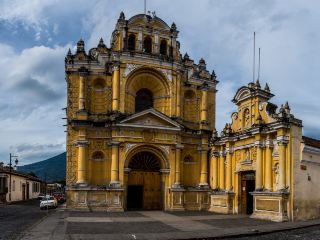 Vuelos desde Ciudad de Guatemala a Aeropuerto Internacional Mundo Maya