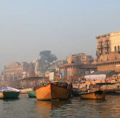 BrijRama Palace, Varanasi - by the Ganges