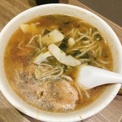 ZHIWEIGUAN User Photo