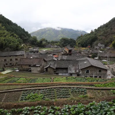 Разрешено размещения с домашними животными Отели в г. Юньхэ