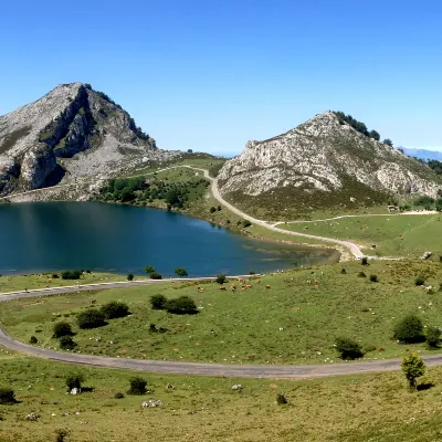 โรงแรมใกล้Alto del Bigardon (1939 m.) , Asturias