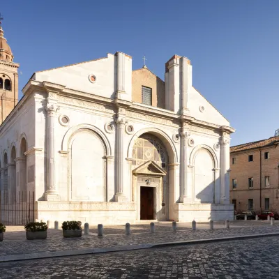 鄰近Chiesa di Collina的酒店