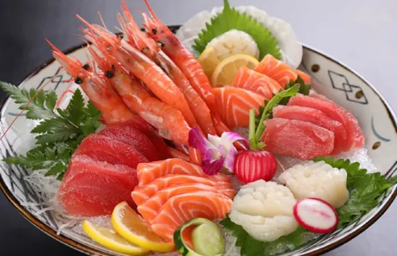 菊天日本料理·生魚·燒鳥·壽喜燒（大連恆隆廣場店）