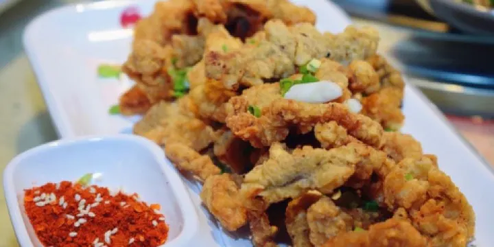 盛知味泉水魚莊