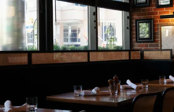 Miller Tavern on Bay