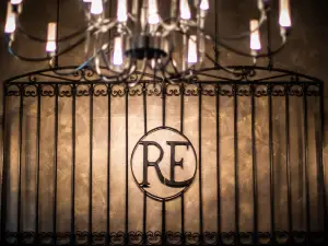 Rick Erwin's West End Grille