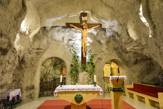 Budapest Cave Exploration