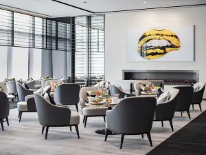 The Tea Lounge