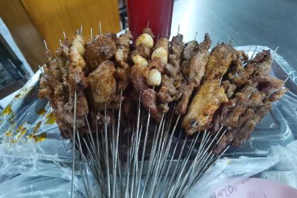 二嫂烧烤(共青团西路南六巷店)