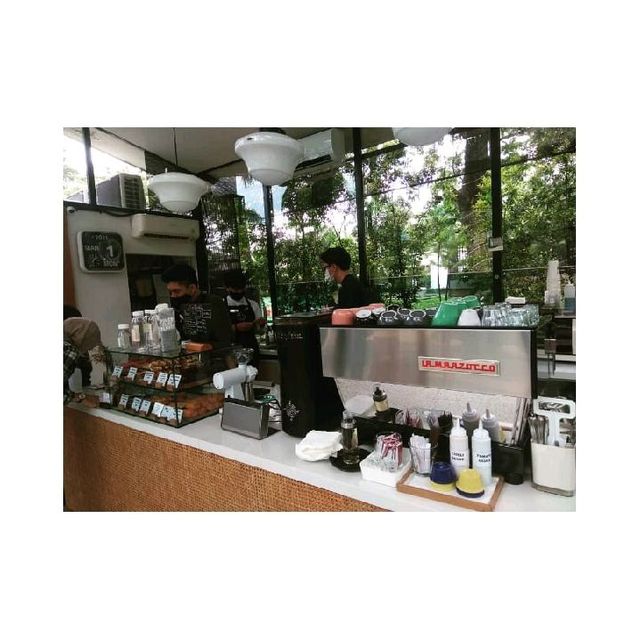 Papolo, One of the best coffee house