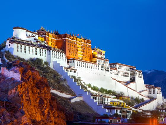 Yaowang Mountain Observation Deck, Potala Palace