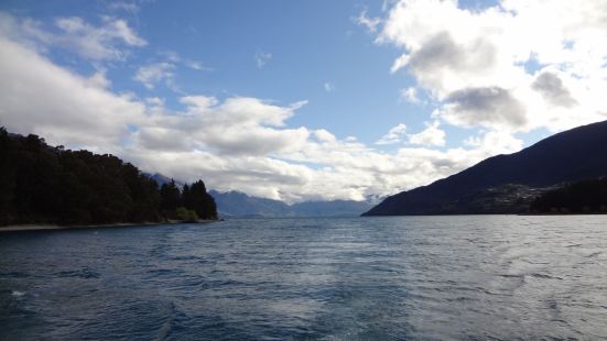 不可错过的新西兰湖光山色！！就在皇后镇旁边的绝美大湖，也很多