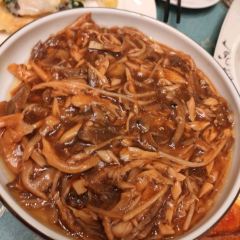 Yan Chun Lou User Photo