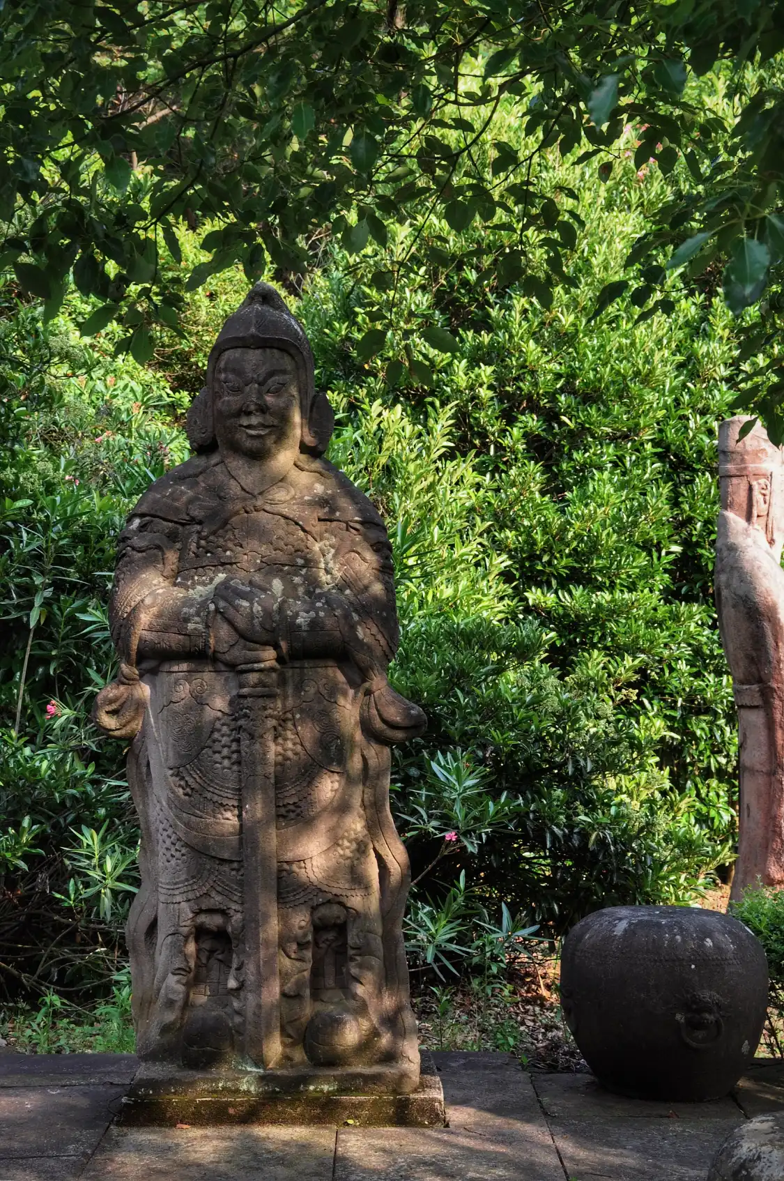 남송 석조 공원 주변 호텔