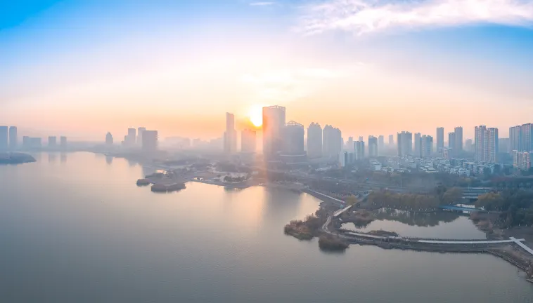 Отели рядом с достопримечательностью «»