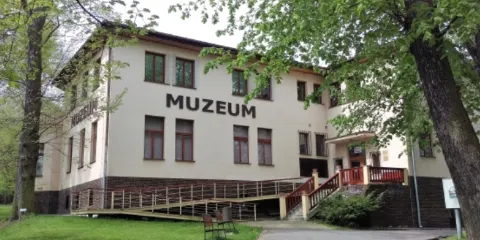 Sladeckovo Vlastivedne Muzeum V Kladne