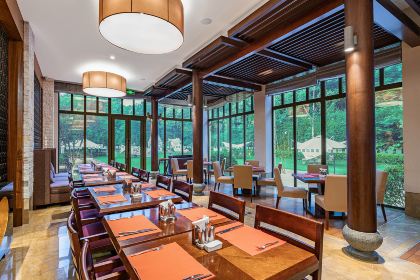 Holiday Inn Resort Chaohu Hot Spring  All Day Dining