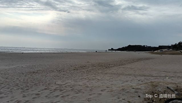 Shanhaiguan Laolongtou Free Beach Bathing Area