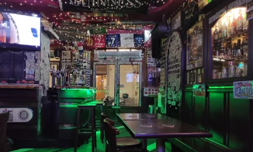 Daunbailo' Irish Pub