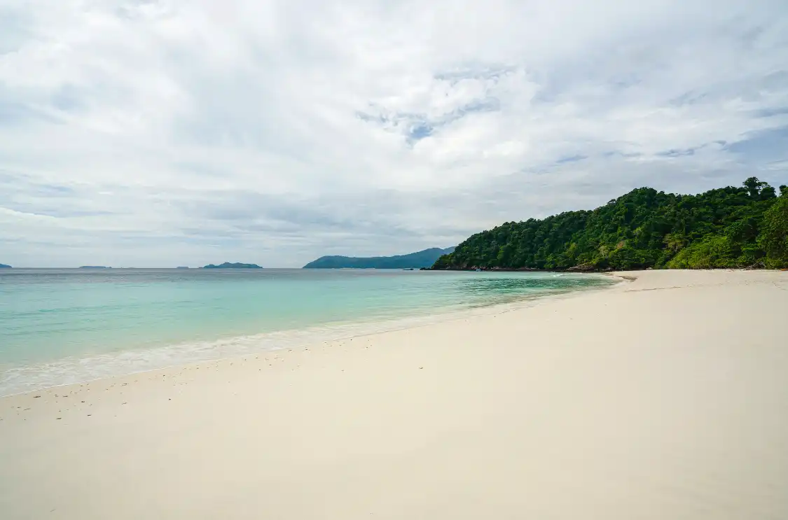 Hotels near Ko Phayam