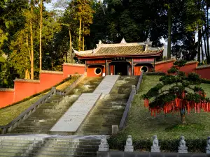 Yunfeng Mountain Scenic Area